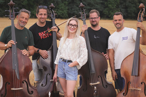 BASS.BAND feat. ZUZANA STRAČINOVÁ im Cafe Museum