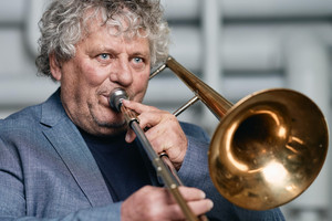 PAUL ZAUNER 4TET feat. LEO GENOVESE im Cafe Museum